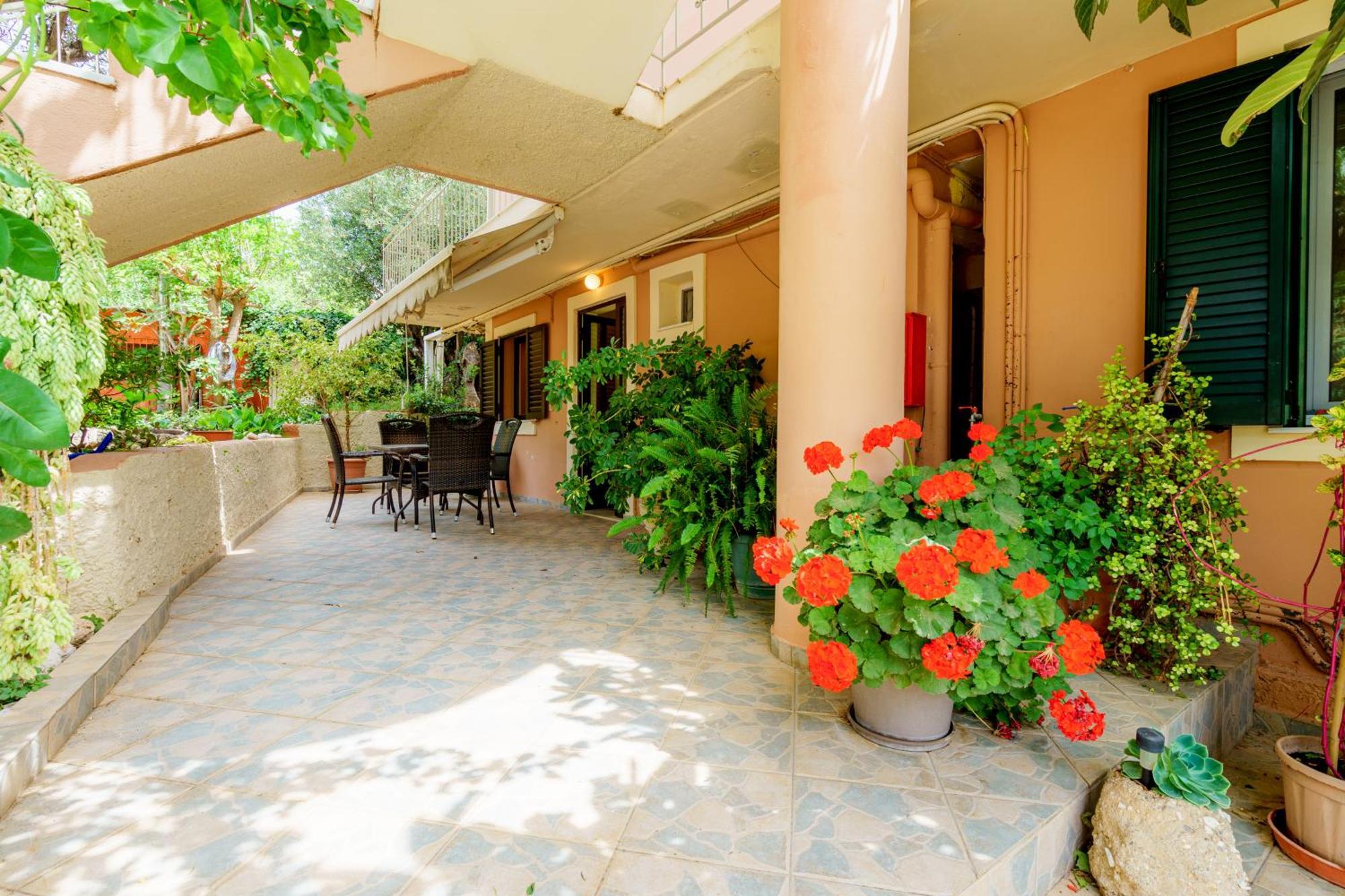 Ramona Apartment Lourdata  Exterior foto